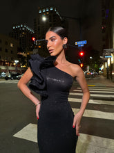Load image into Gallery viewer, Marianela Sequin Dress
