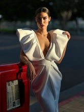 Load image into Gallery viewer, Raquel midi dress
