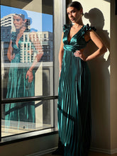 Load image into Gallery viewer, Sagrario Green Dress
