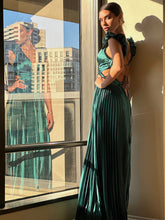 Load image into Gallery viewer, Sagrario Green Dress
