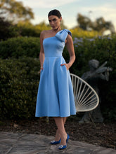 Load image into Gallery viewer, Yeva midi dress
