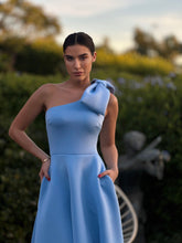 Load image into Gallery viewer, Yeva midi dress
