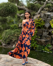 Load image into Gallery viewer, Jenny Dress
