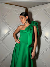 Load image into Gallery viewer, Yeva dress
