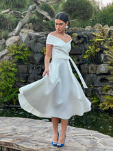 Load image into Gallery viewer, Mélanie White Dress
