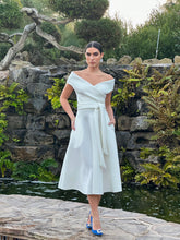 Load image into Gallery viewer, Mélanie White Dress
