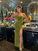 Load image into Gallery viewer, Maradeisy Dress
