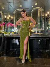 Load image into Gallery viewer, Maradeisy Dress
