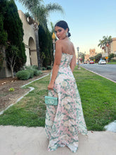 Load image into Gallery viewer, Bunni dress

