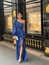 Load image into Gallery viewer, Nita dress
