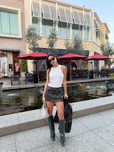 Load image into Gallery viewer, Yulyani skirt
