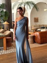 Load image into Gallery viewer, Hierro dress
