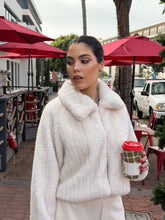 Load image into Gallery viewer, ROXANNE JACKET
