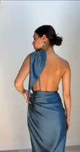 Load image into Gallery viewer, Felicia Dress

