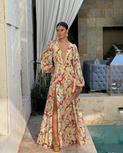 Load image into Gallery viewer, Azucena Maxi Dress
