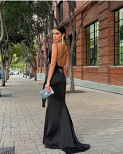 Load image into Gallery viewer, Iria dress

