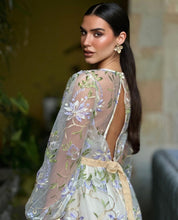 Load image into Gallery viewer, Oseisis Dress
