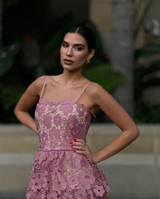 Load image into Gallery viewer, Yeniza midi dress
