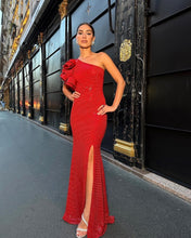 Load image into Gallery viewer, Marianela Sequin Dress
