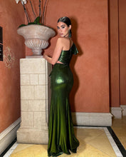 Load image into Gallery viewer, Amalea dress
