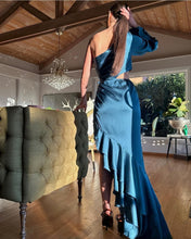 Load image into Gallery viewer, Amandie dress
