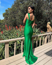 Load image into Gallery viewer, Cathaysa Dress
