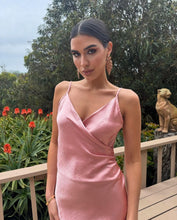 Load image into Gallery viewer, Rosario Pink Midi Dress
