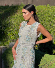 Load image into Gallery viewer, Chipre Floral Midi Dress
