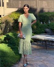 Load image into Gallery viewer, Caitlin midi dress
