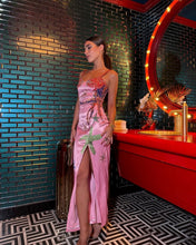 Load image into Gallery viewer, Fawn dress
