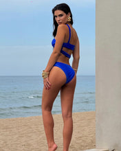 Load image into Gallery viewer, Narú Bikini
