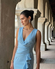 Load image into Gallery viewer, Slender dress
