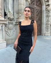 Load image into Gallery viewer, Carlín Black Lace Midi Dress
