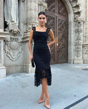 Load image into Gallery viewer, Carlín Black Lace Midi Dress
