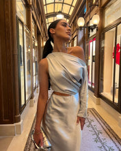 Load image into Gallery viewer, Larisa dress
