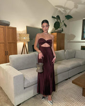 Load image into Gallery viewer, Crescent midi dress
