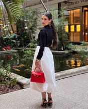 Load image into Gallery viewer, Catar skirt
