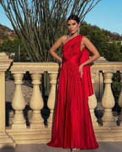 Load image into Gallery viewer, Laetitia Dress
