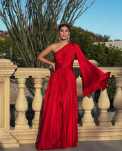 Load image into Gallery viewer, Laetitia Dress

