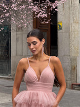 Load image into Gallery viewer, Zowie dress
