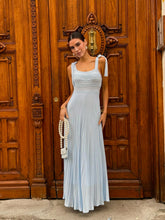 Load image into Gallery viewer, Oropesa dress
