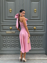 Load image into Gallery viewer, Yeva midi dress
