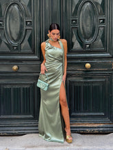 Load image into Gallery viewer, Cantabría dress
