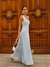 Load image into Gallery viewer, Oropesa dress
