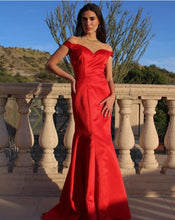 Load image into Gallery viewer, Fred Up Red Dress
