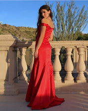 Load image into Gallery viewer, Fred Up Red Dress

