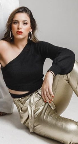 Diana Black Top