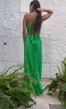 Load image into Gallery viewer, Floy Green Dress
