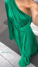 Load image into Gallery viewer, Laetitia Emerald Dress
