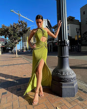Load image into Gallery viewer, Amour  Green Dress
